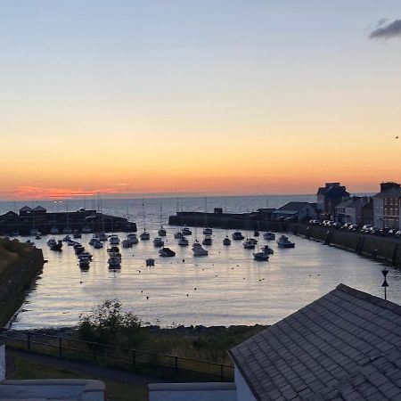 Aberaeron Island House - Panoramic Harbour Views Villa Exterior photo